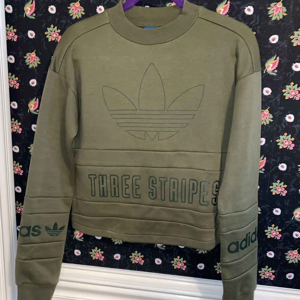 Adidas sweat shirt